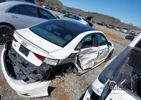 2019 Audi S3 2.0T Premium Plus z USA, uszkodzony, nr VIN WAUB1HFF5KA084911